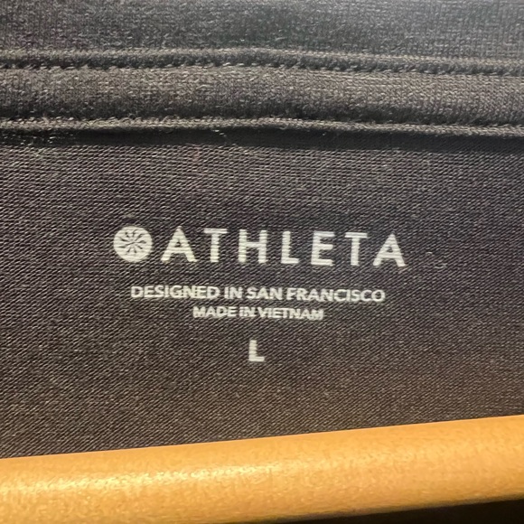 Athleta twist tie shirt - Picture 2 of 3